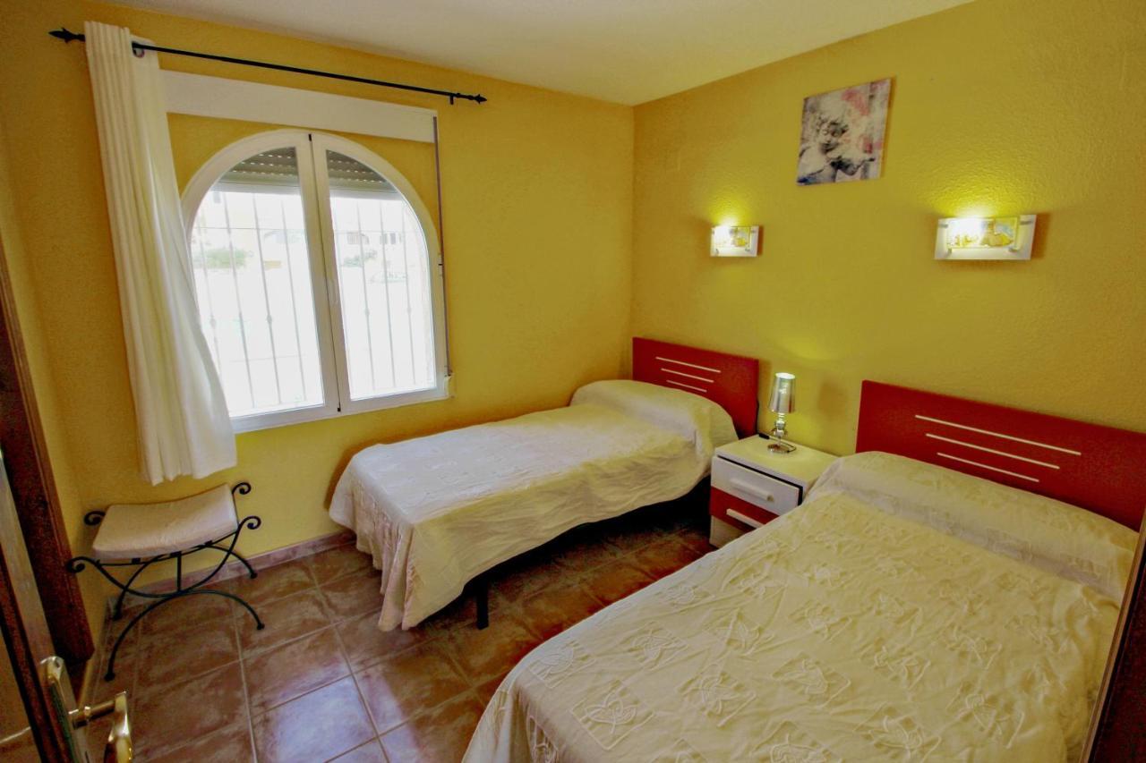Margarida - Holiday Bungalow In Peaceful Surroundings In Бенитачел Екстериор снимка